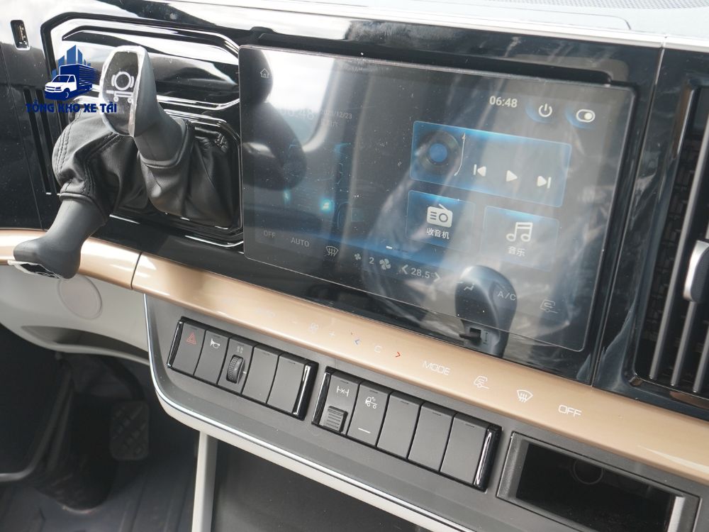 Đầu kéo 1 cầu Chenglong H5V 310Hp