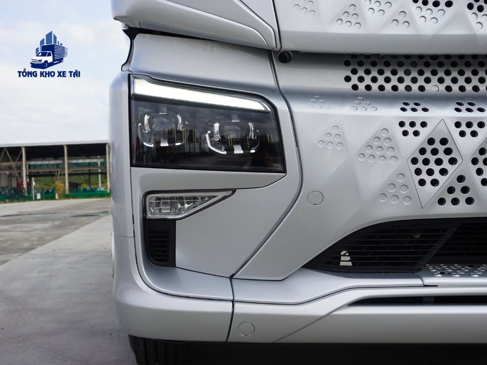 Đầu kéo 1 cầu Chenglong H5V 310Hp