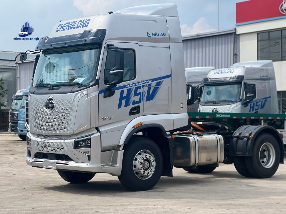 Đầu kéo 1 cầu Chenglong H5V 310Hp
