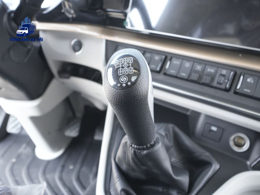 Đầu kéo Chenglong 450Hp cabin HK