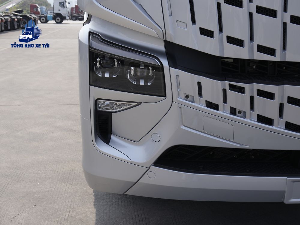 Đầu kéo Chenglong 450Hp cabin HK