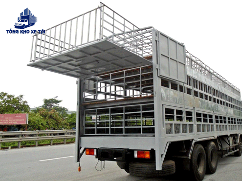 xe tải chở gia súc chenglong 4 chân