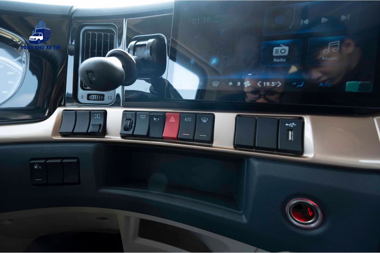 Đầu kéo ChengLong H7 410HP MegaX 2025