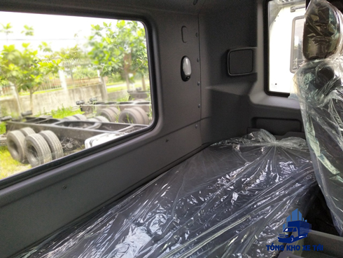 giường nằm trên xe tải hyundai 3 giò