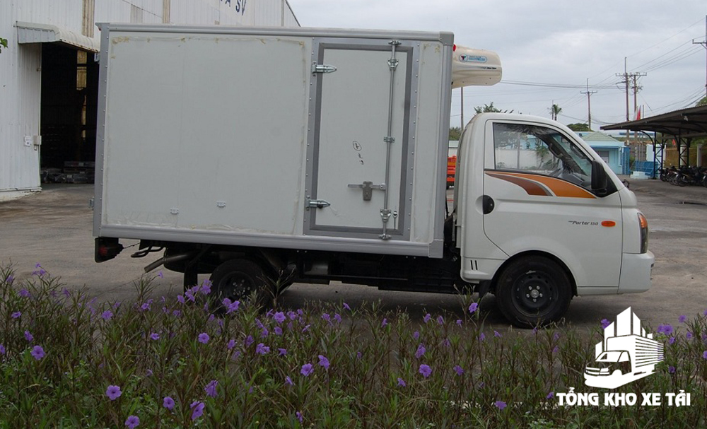 xe tải hyundai 1,5 tấn thùng đông lạnh